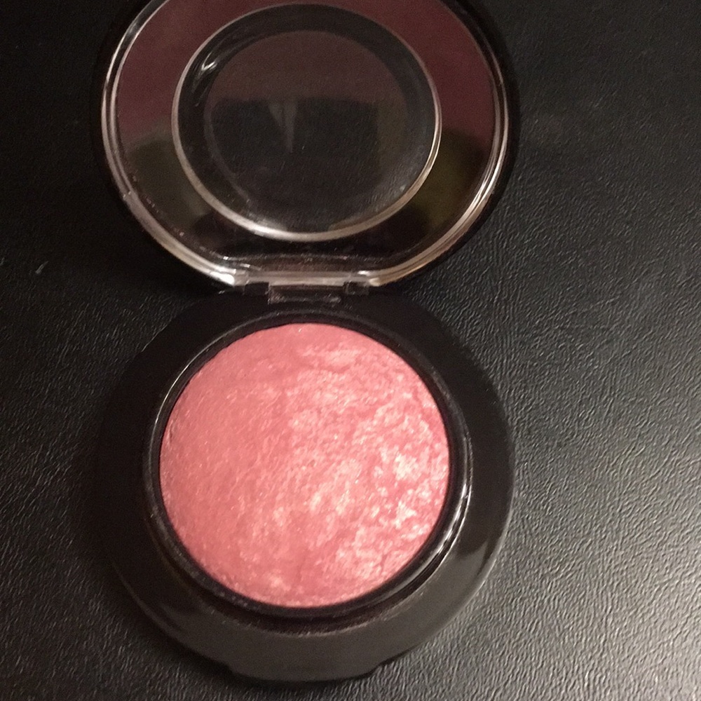 MAC Mineral Blush “Gentle”